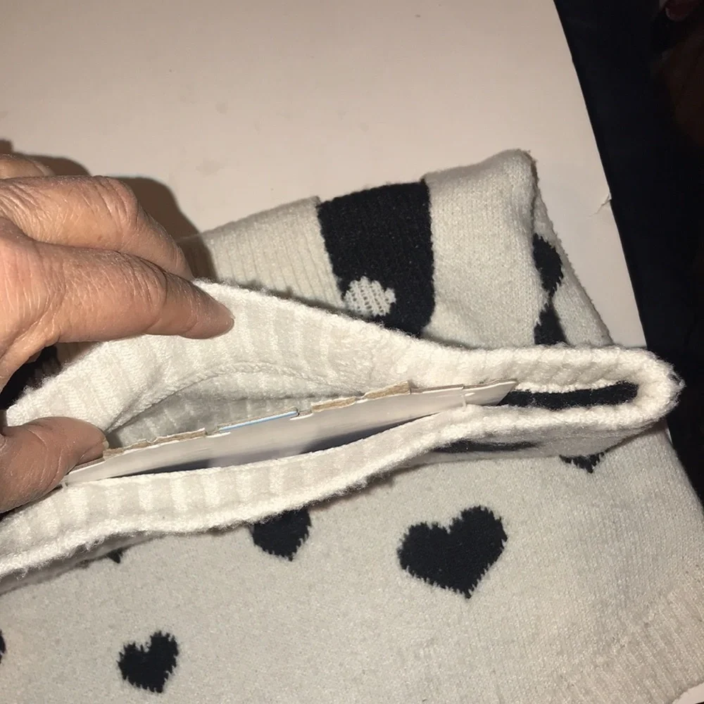 NWOT Heart Pet Sweater